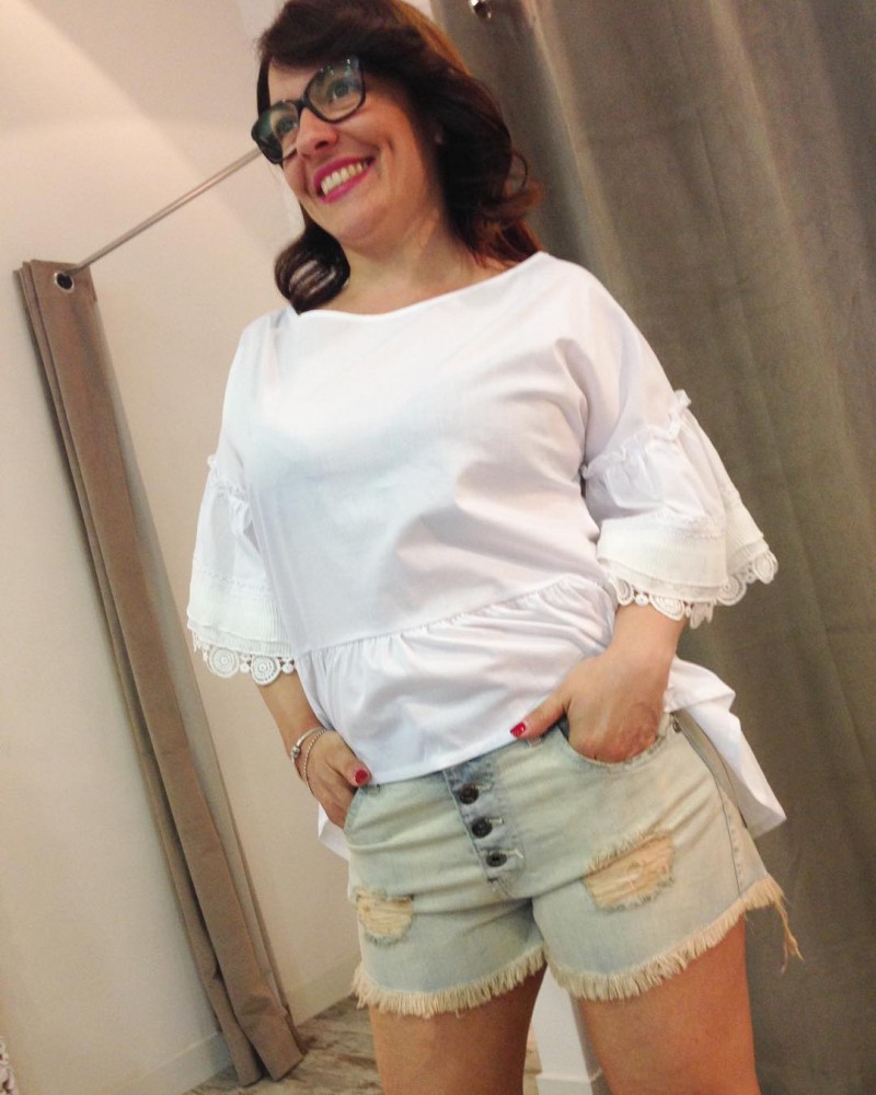 Short denim