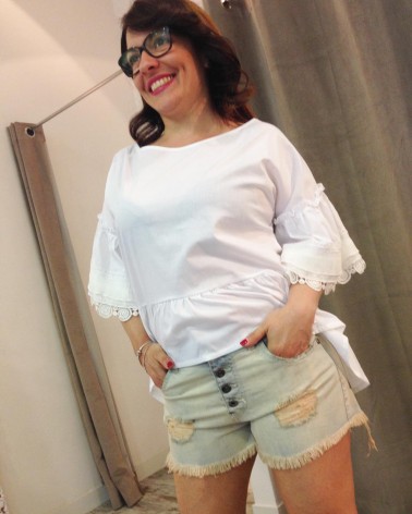 Short denim